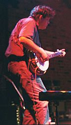 Jon Rauhouse playing banjo