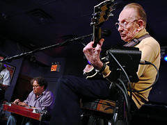 Jon Rauhouse with Les Paul 2007